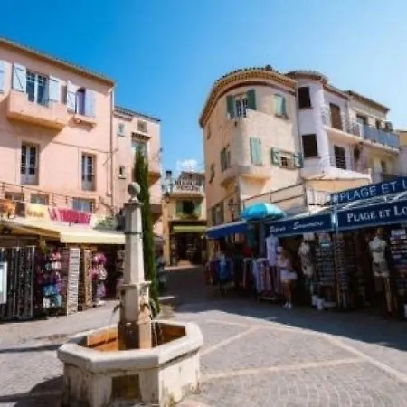 Apartment Apartment Le Lavandou - 4 Pers, 50 M2, 2/1 1